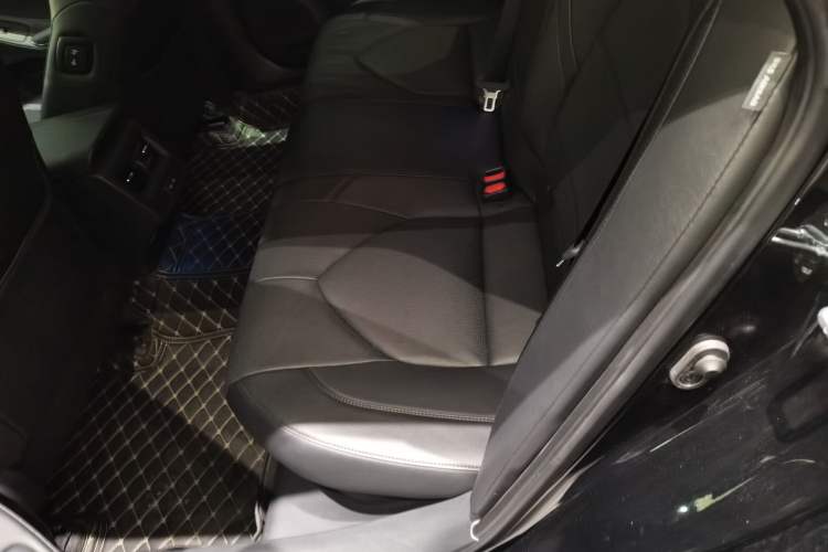 Used Toyota Avalon 2023 Dual-Engine 2.5L Luxury Edition