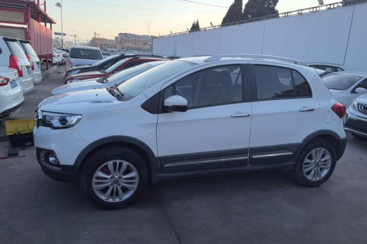 Used Haval H1 2015 1.5L Manual Urban Model

