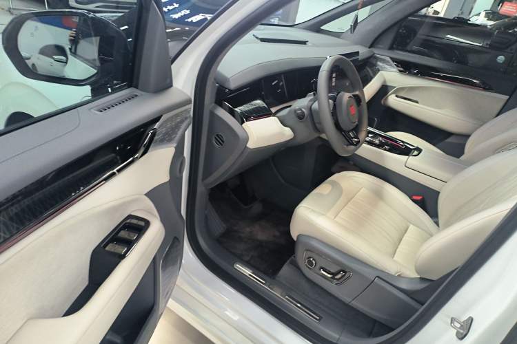 Used Zeekr 009 2022 WE Edition
