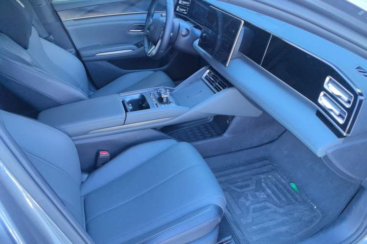 Used BYD Qin L 2024 DM-i 120KM Beyond Model
