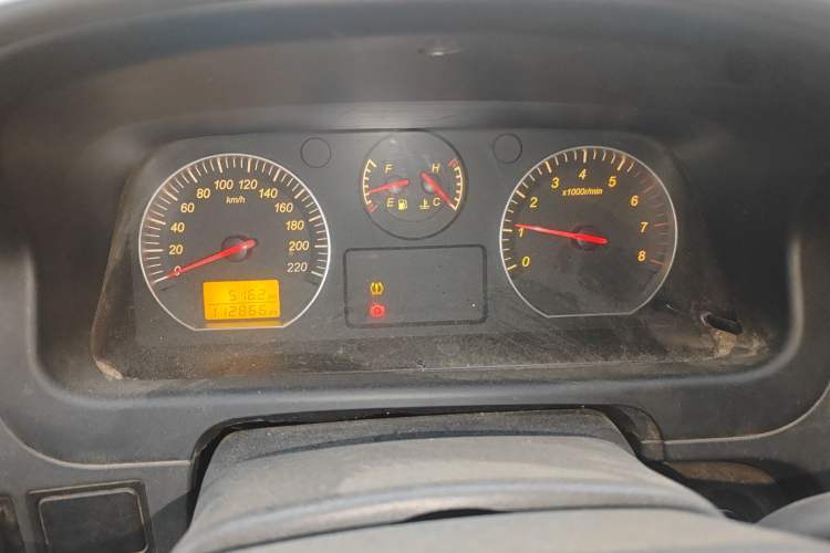 Used Jinbei Express 2020 2.0L China VI Standard Practical 6-Seater G6P-5 1TZS
