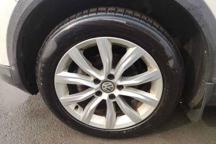 Used Volkswagen T-ROC 2019 230TSI DSG Two-Wheel-Drive Advanced Version China VI Standard