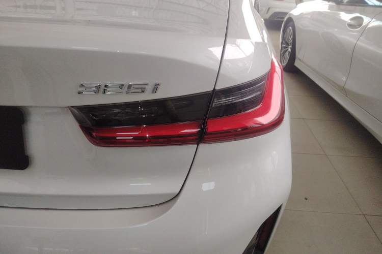 Used BMW 3 Series 2023 325i M Sport Package