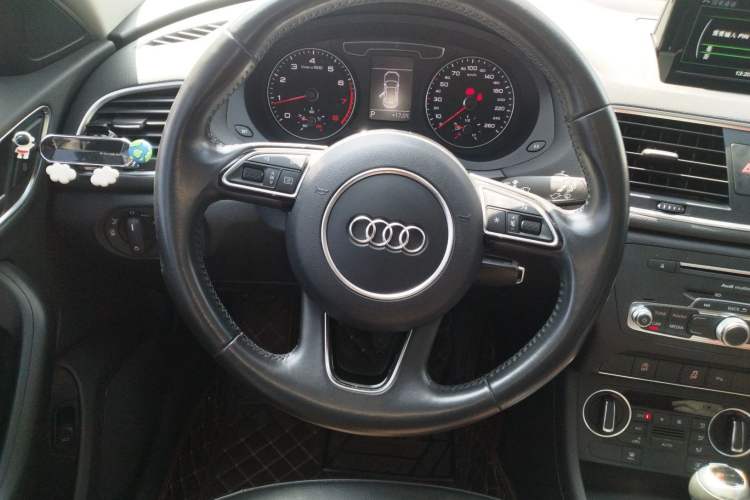 Used Audi Q3 2017 30 TFSI Fashion Model