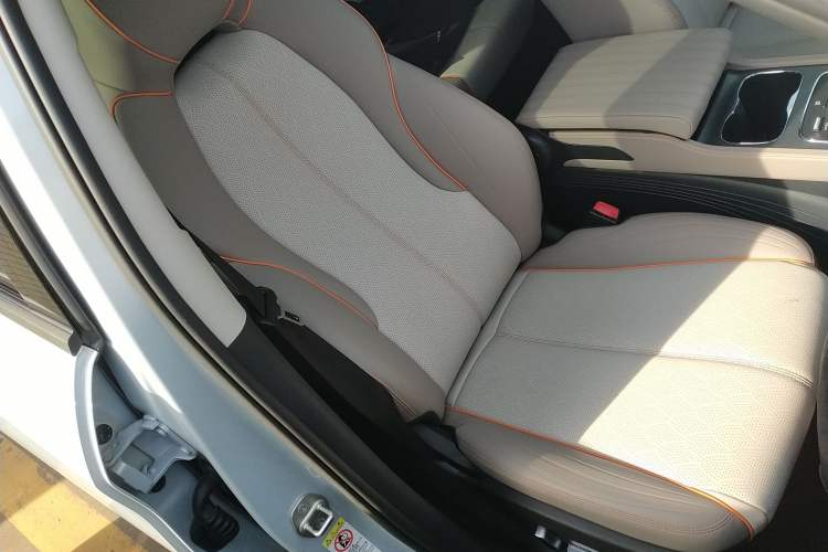 Used BYD Yuan PLUS 2024 Honor Edition 430KM Beyond Model
