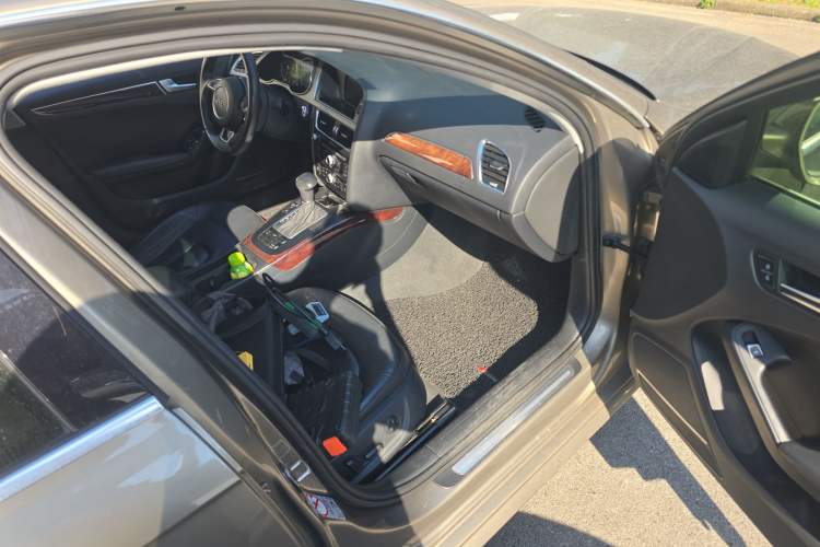 Used Audi A4L 2013 35 TFSI Automatic Comfort Model
