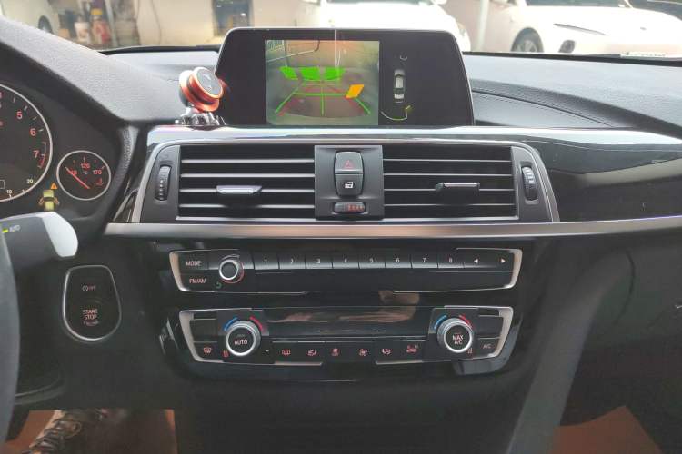 Used BMW 3 Series 2018 320Li Fashion Model
