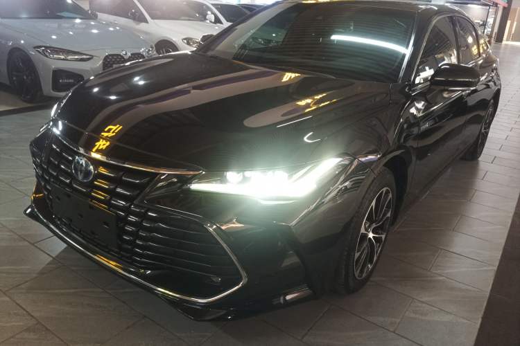 Used Toyota Avalon 2022 Dual-Engine 2.5L Luxury Edition