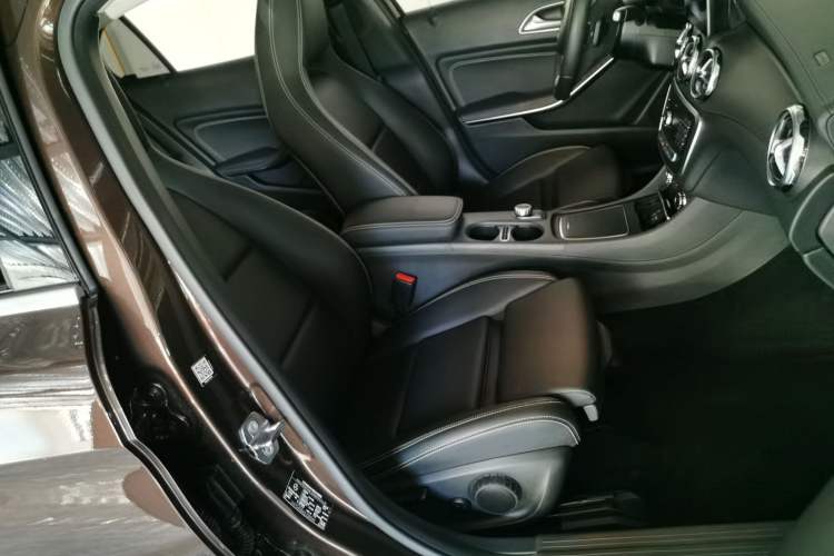 Used Mercedes-Benz GLA 2018 GLA 200 Fashion Model
