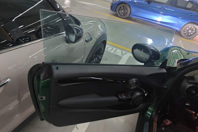 Used  MINI 2022 Updated 2.0T COOPER S Classic Edition
