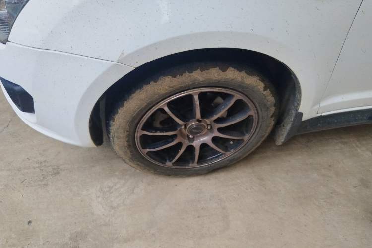 Used Suzuki Swift 2013 1.5L Automatic Standard Edition
