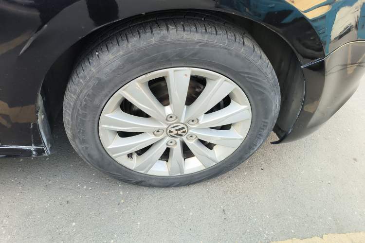 Used Volkswagen Sagitar 2014 1.6L Automatic Comfort Model
