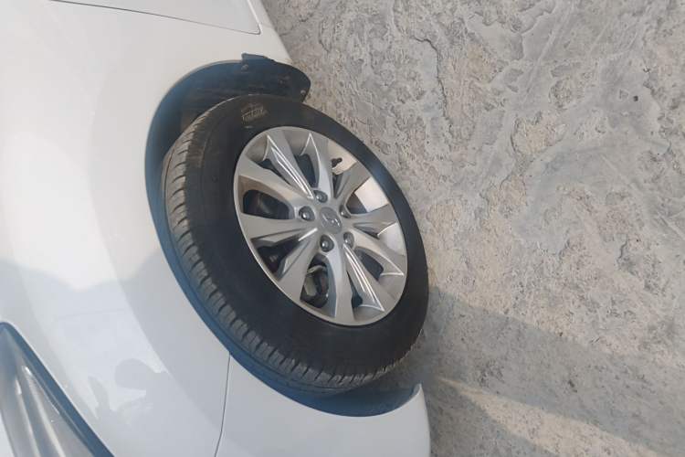 Used Hyundai Elantra 2016 1.6L Automatic Prestige Edition
