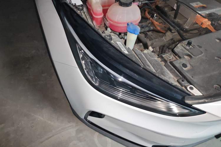 Used Geometry C 2022 550KM Grapefruit Pro