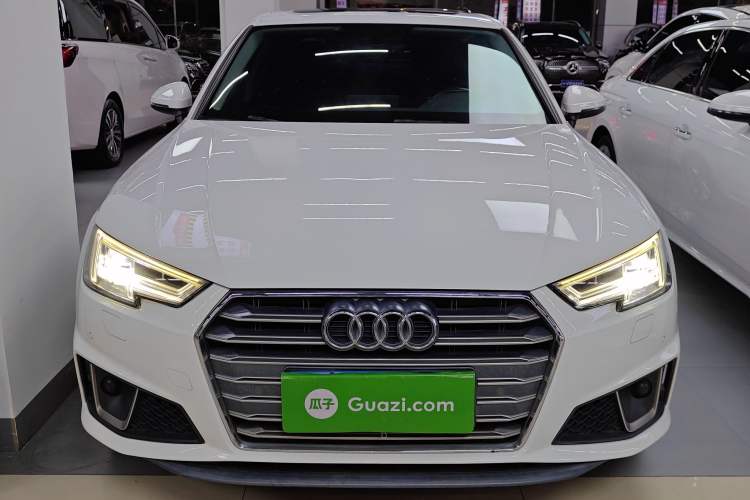 Used Audi A4L 2019 40 TFSI Fashion Edition China VI Emission Standard
