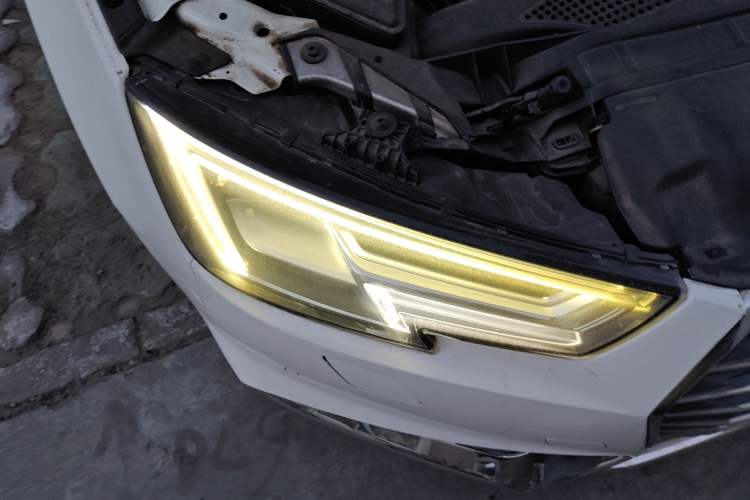 Used Audi A4L 2018 30th Anniversary Edition 40 TFSI Fashion Model
