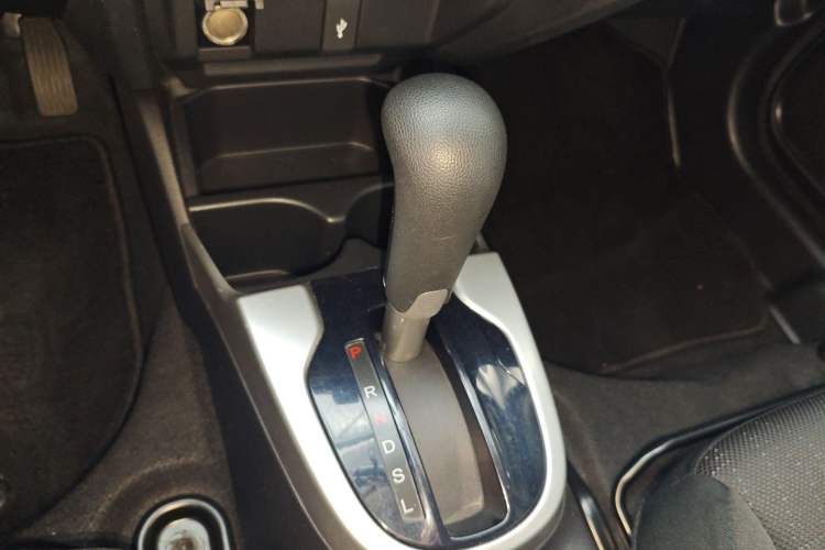 Used Honda Fit 2014 1.5L SE CVT Fashion Model