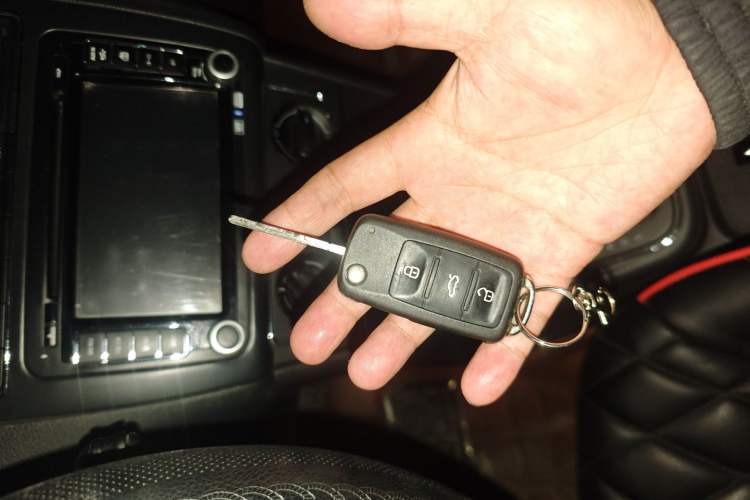 Used Volkswagen Polo 2014 1.6L Automatic Comfort Edition
