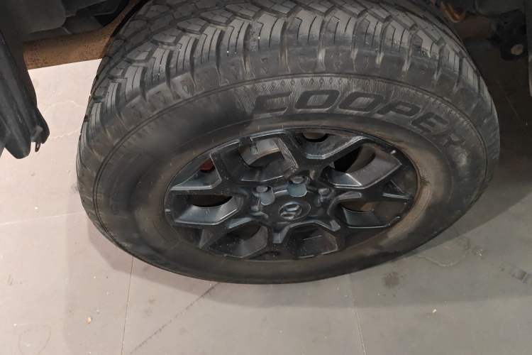 Used BAIC Off-Road BJ40 2019 2.3T Automatic Four-Wheel Drive Ring the Tower Champion Edition China VI
