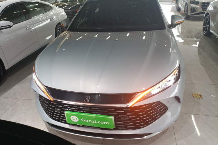 Used BYD Qin L 2025 DM-i Smart Drive 120KM Superior Model