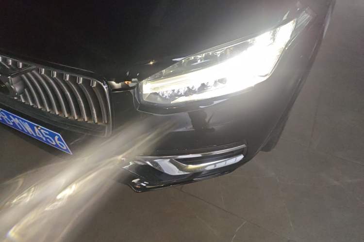 Used Volvo XC90 2020 Facelifted T6 Zhiya Luxury 7-Seater
