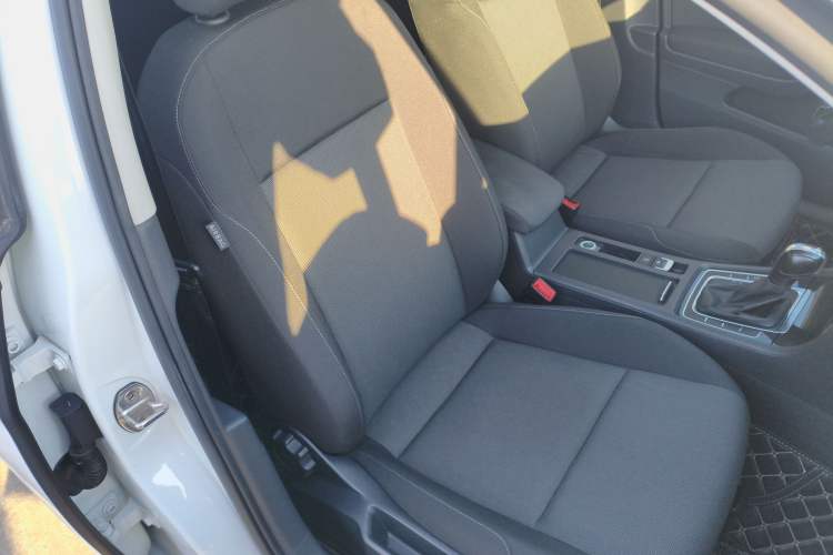 Used Volkswagen Golf 2019 200TSI DSG Comfort & Ambition Edition China VI Standard
