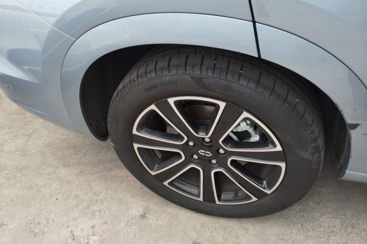 Used Hima AITO M7 2024 1.5T Intelligent Driving 4WD Pro Edition 5 Seats
