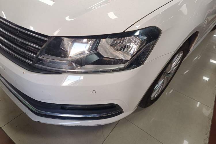 Used Volkswagen Lavida 2017 1.6L Automatic Comfort Edition