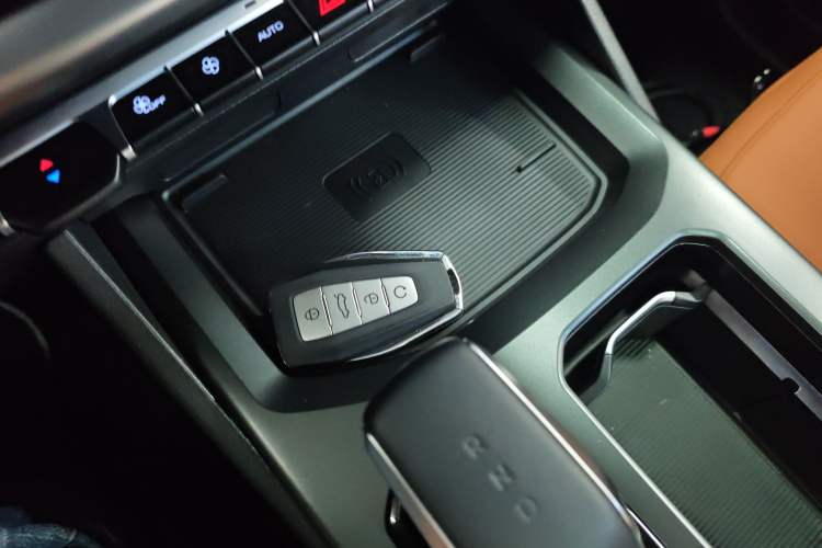 Used Geely Auto Haoyue L 2024 2.0T DCT Flagship Version
