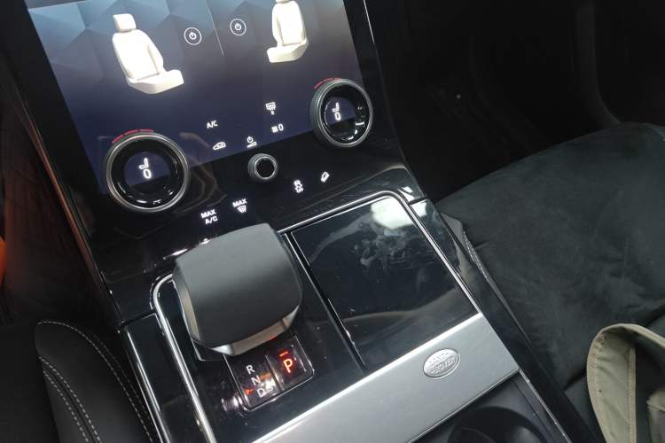 Used Land Rover Range Rover Velar 2021 P250 model