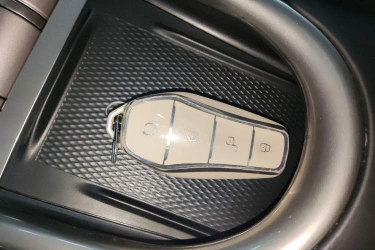 Used BYD Dolphin 2021 405 km Fashion Edition
