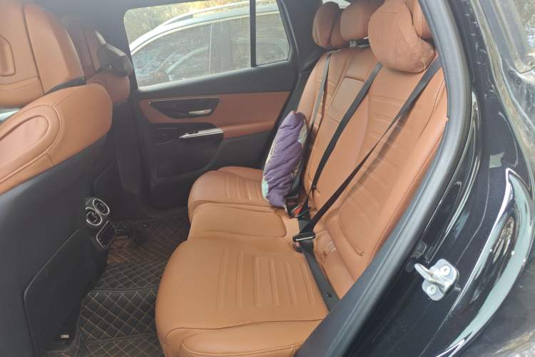 Used Mercedes-Benz GLC 2023 GLC 260 L 4MATIC Dynamic Edition 5-seater