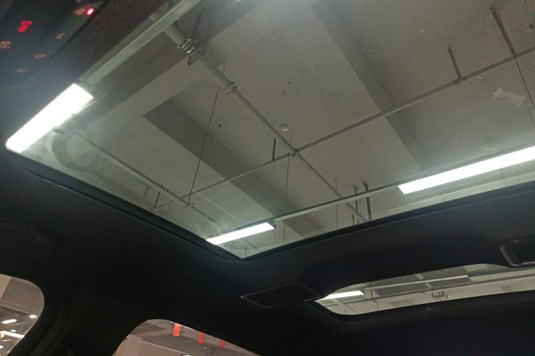 Used Mercedes-Benz GLC 2021 GLC 260 L 4MATIC Dynamic Edition
