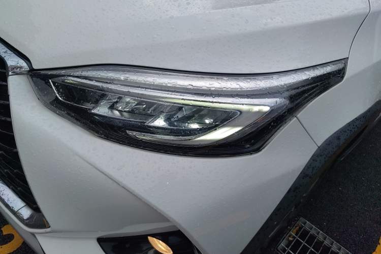 Used Toyota YARiS L Zhi Xuan 2022 X-Trail 1.5L CVT Luxury PLUS Edition