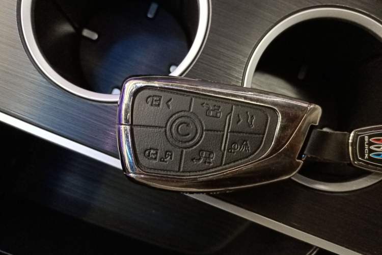 Used Buick GL8 New Energy 2024 Lu Zun Luxury Edition 6-Seater
