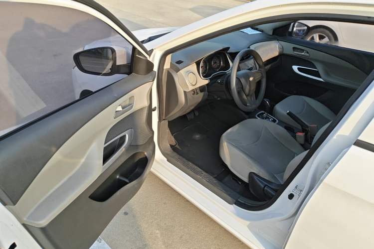 Used Chevrolet Sail 2015 Sail 3 1.3L AMT Ideal Edition