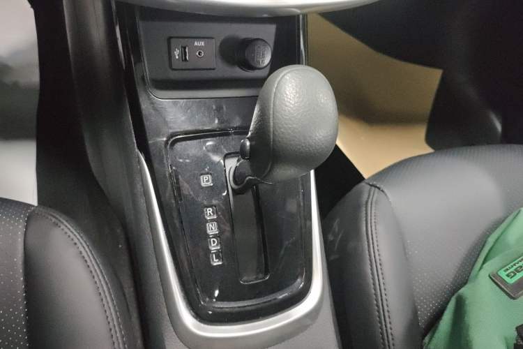 Used Nissan Tiida 2021 1.6L CVT Cool Edition
