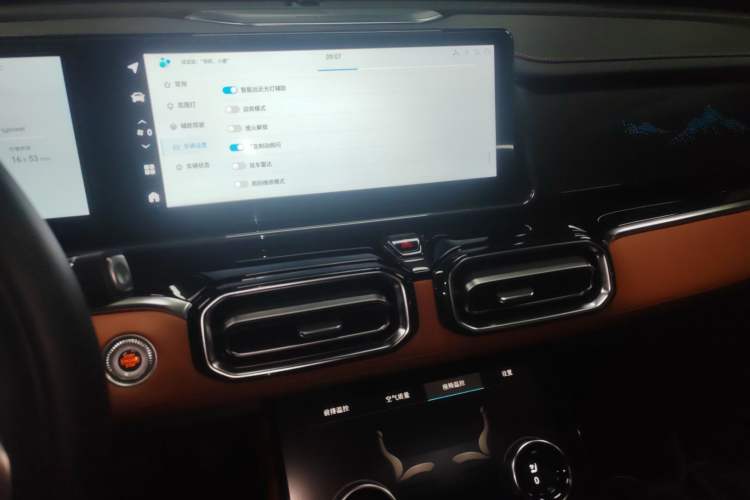 Used JETOUR Shanhai Shanhai L7 2024 1.5T 120km ULTRA 7-Seater
