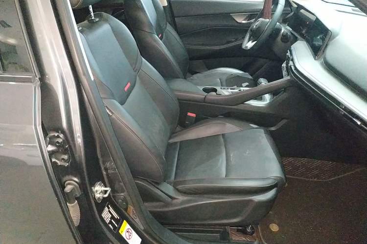 Used Changan CS35PLUS 2021 Blue Whale NE 1.4T DCT Luxury Model
