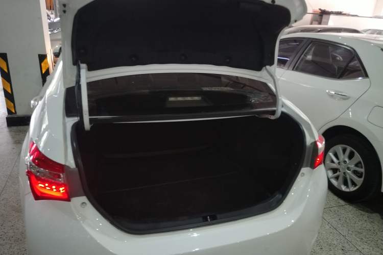 Used Toyota Corolla 2014 1.6L CVT GL-i Leather Edition