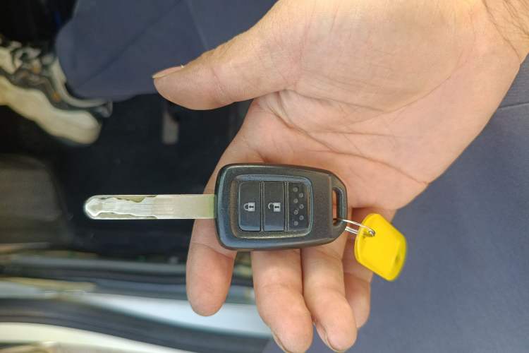 Used Honda Fit 2016 1.5L LXS CVT Comfort Sunroof Version