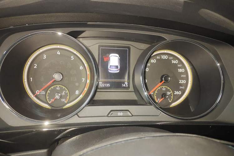 Used Volkswagen Tiguan L 2019 Revised 330TSI Automatic Two-Wheel Drive Smart & Luxury Edition China VI Standard