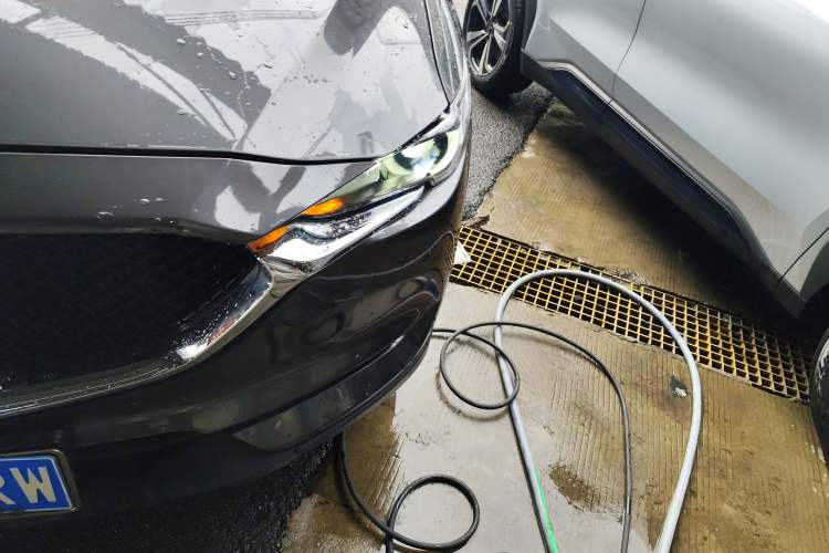 Used Mazda CX-5 2020 2.0L Automatic Two-Wheel Drive ZhiZun Version
