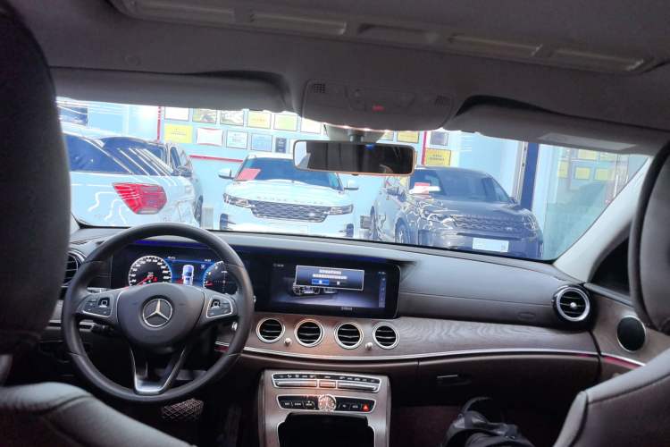 Used Mercedes-Benz E-Class 2018 E 200 L
