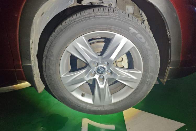 Used Toyota Highlander 2018 2.0T Four-Wheel Drive Prestige Version 7 Seats China V Emission Standard