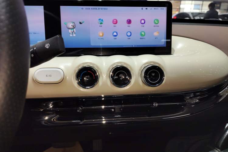 Used Wuling Bingo 2023 410 km Lingxi Deluxe Edition
