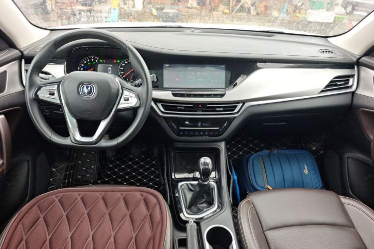 Used Changan CS35PLUS 2018 1.6L Manual Changlian Edition China V Standard
