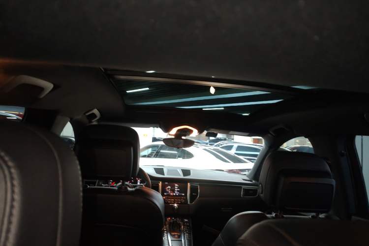 Used Porsche Macan 2017 Macan 2.0T
