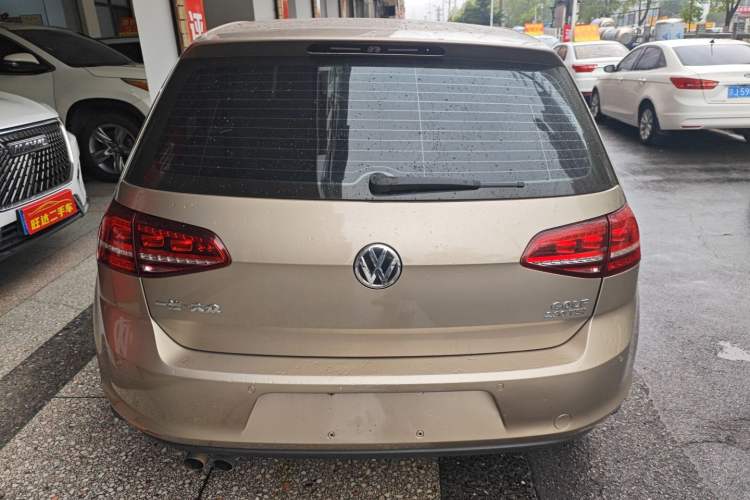 Used Volkswagen Golf 2017 230TSI Automatic Comfort Edition – Celebrating Milestone of One Million Units