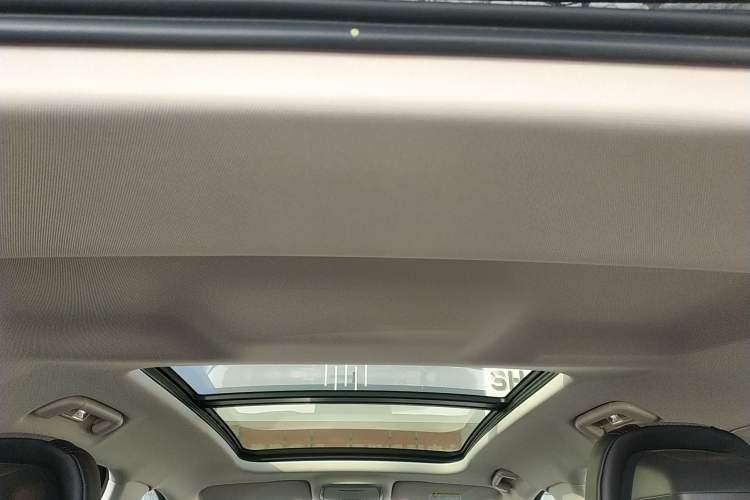 Used Hongqi HS3 2024 1.5T Zhiwei Edition
